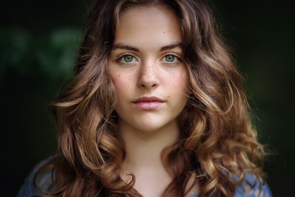 image of a girl with beautiful green eyes by Willie Kers